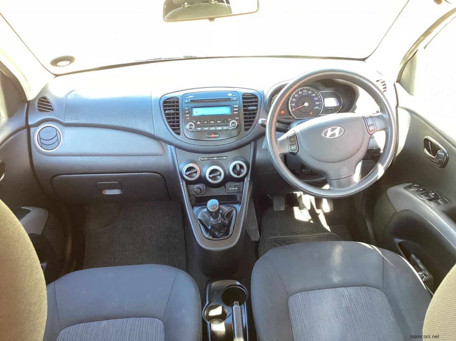 2014 Hyundai i10 1.25 Gls/fluid pictures