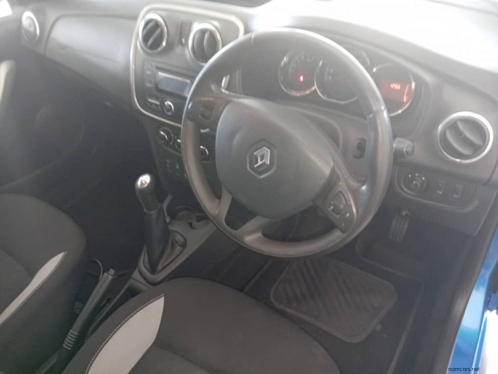 2016 Renault Sandero 900t Stepway photo