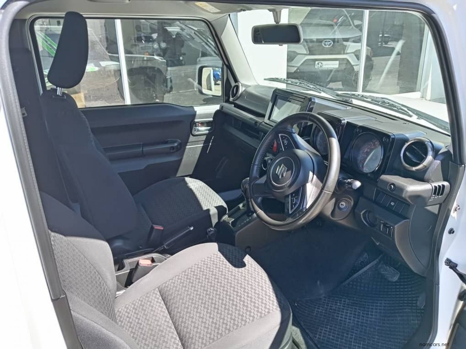 2022 Suzuki Jimny 1.5 GLX Auto photo