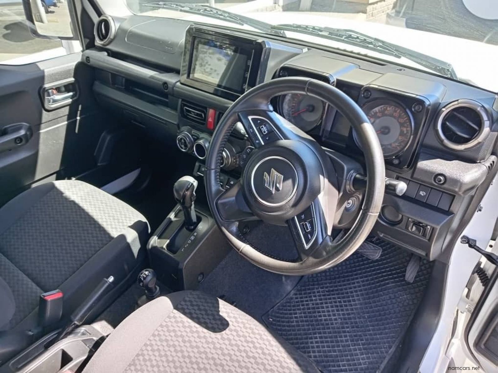 2022 Suzuki Jimny 1.5 GLX Auto photo