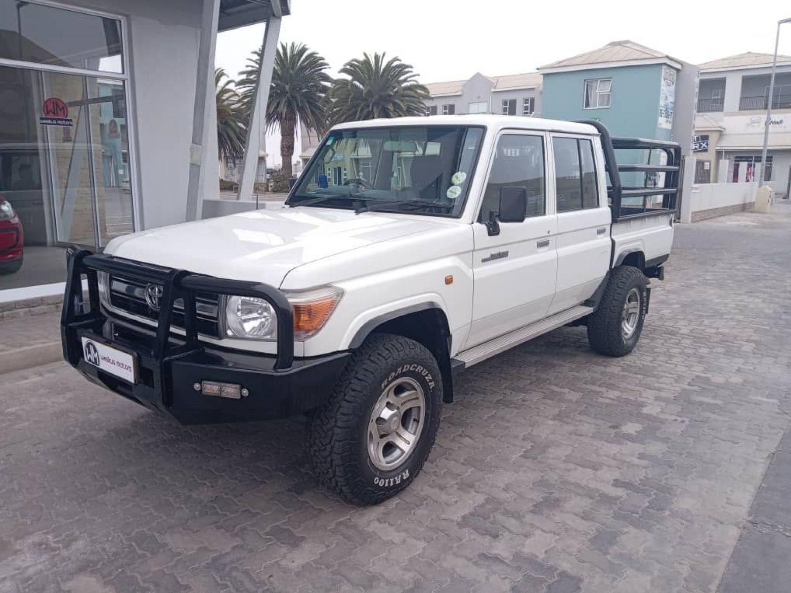 2013 Toyota Land Cruiser 4.0 V6 photo