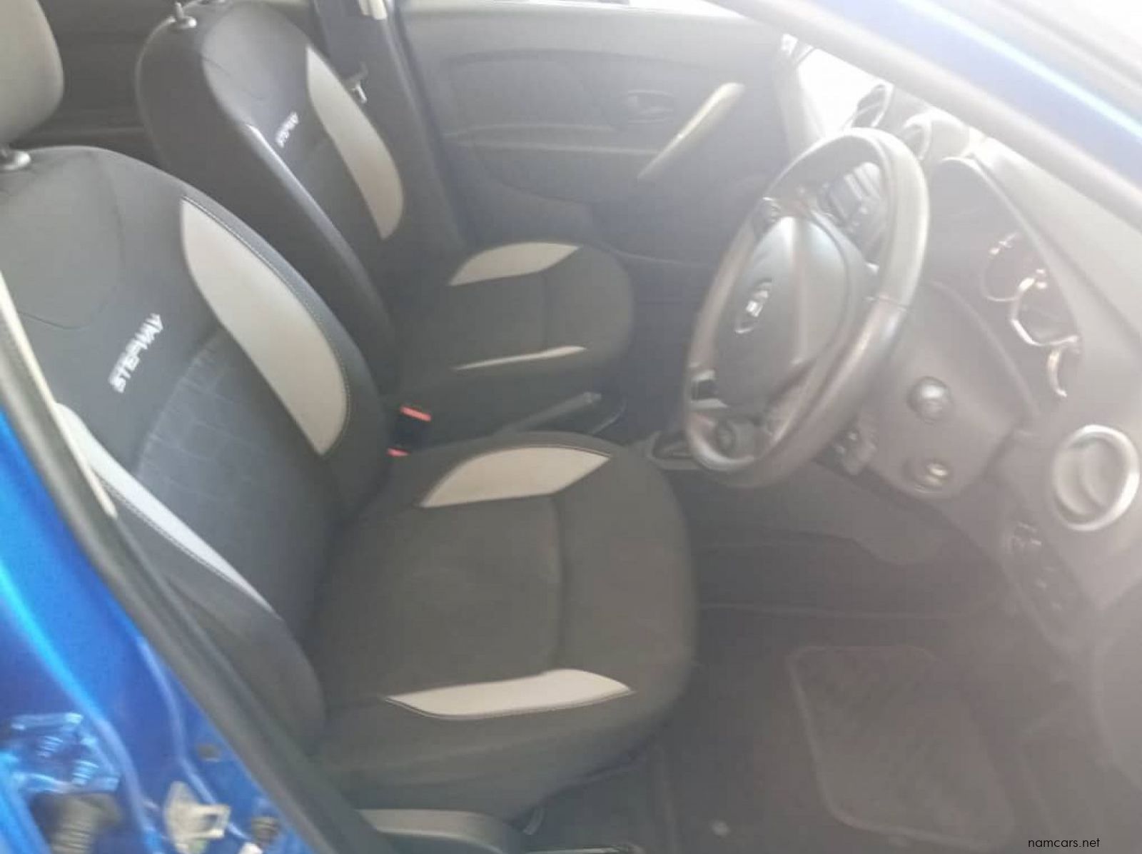 2016 Renault Sandero 900t Stepway pictures