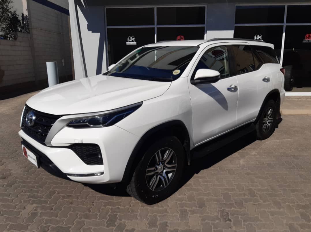 2021 Toyota Fortuner 2.4 GD-6 4x2 Auto pictures