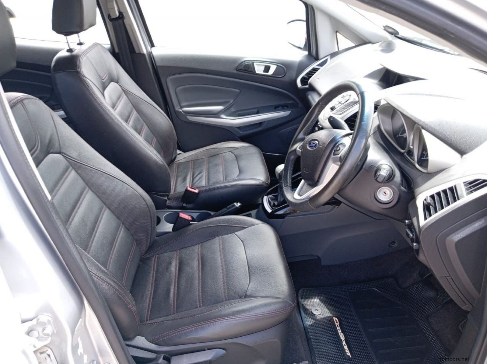 2017 Ford Ecosport 1.0 Ecoboost Titanium pictures