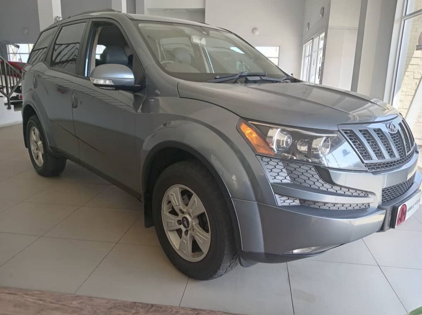 Used Mahindra XUV500 2.2 W8  for sale in Swakopmund, Namibia