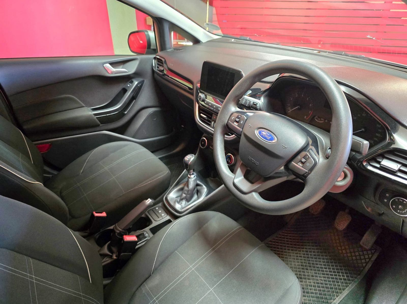 2019 Ford Fiesta 1.0 Ecoboost Trend 5dr pictures