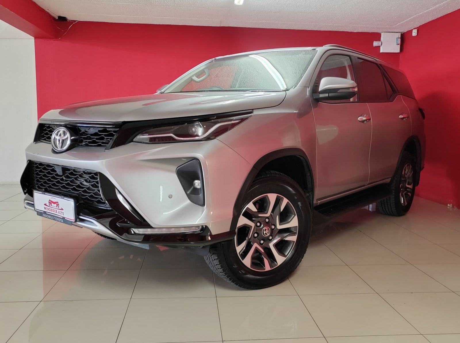 2024 Toyota Fortuner 2.4 GD6 4X4 AT pictures