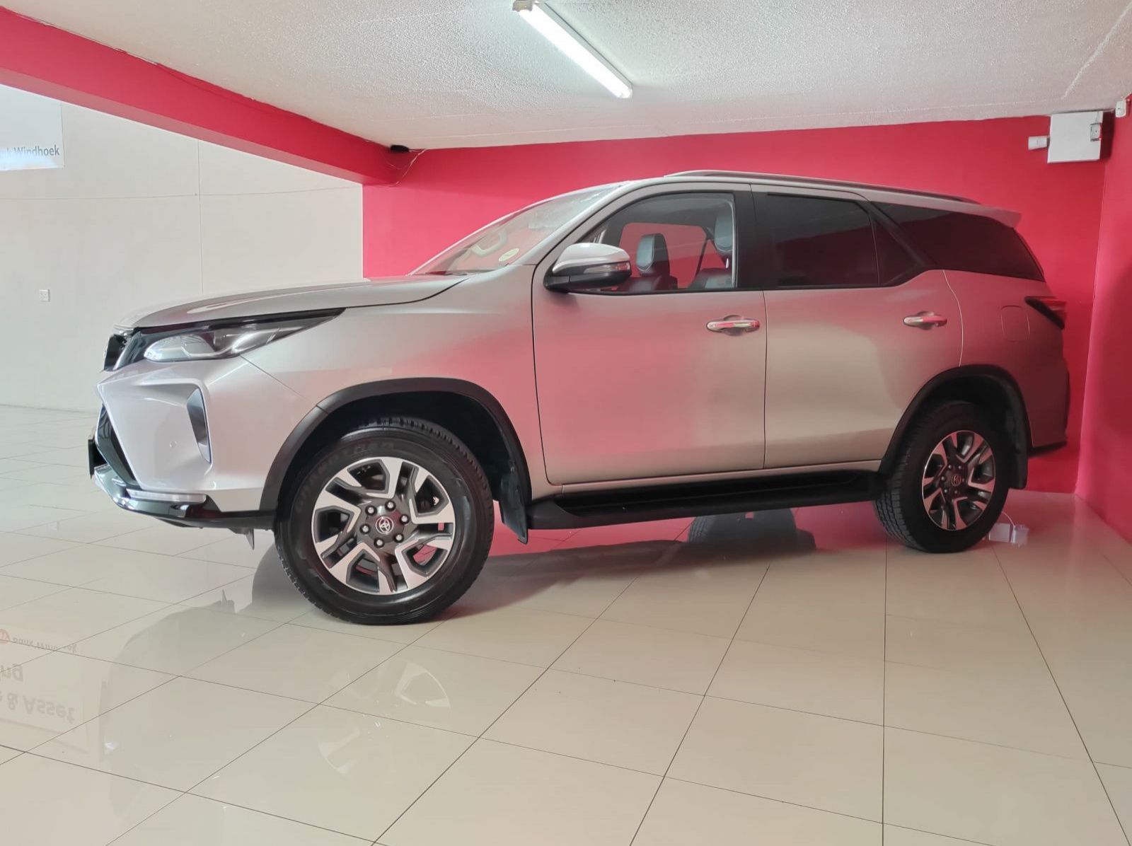 2024 Toyota Fortuner 2.4 GD6 4X4 AT pictures