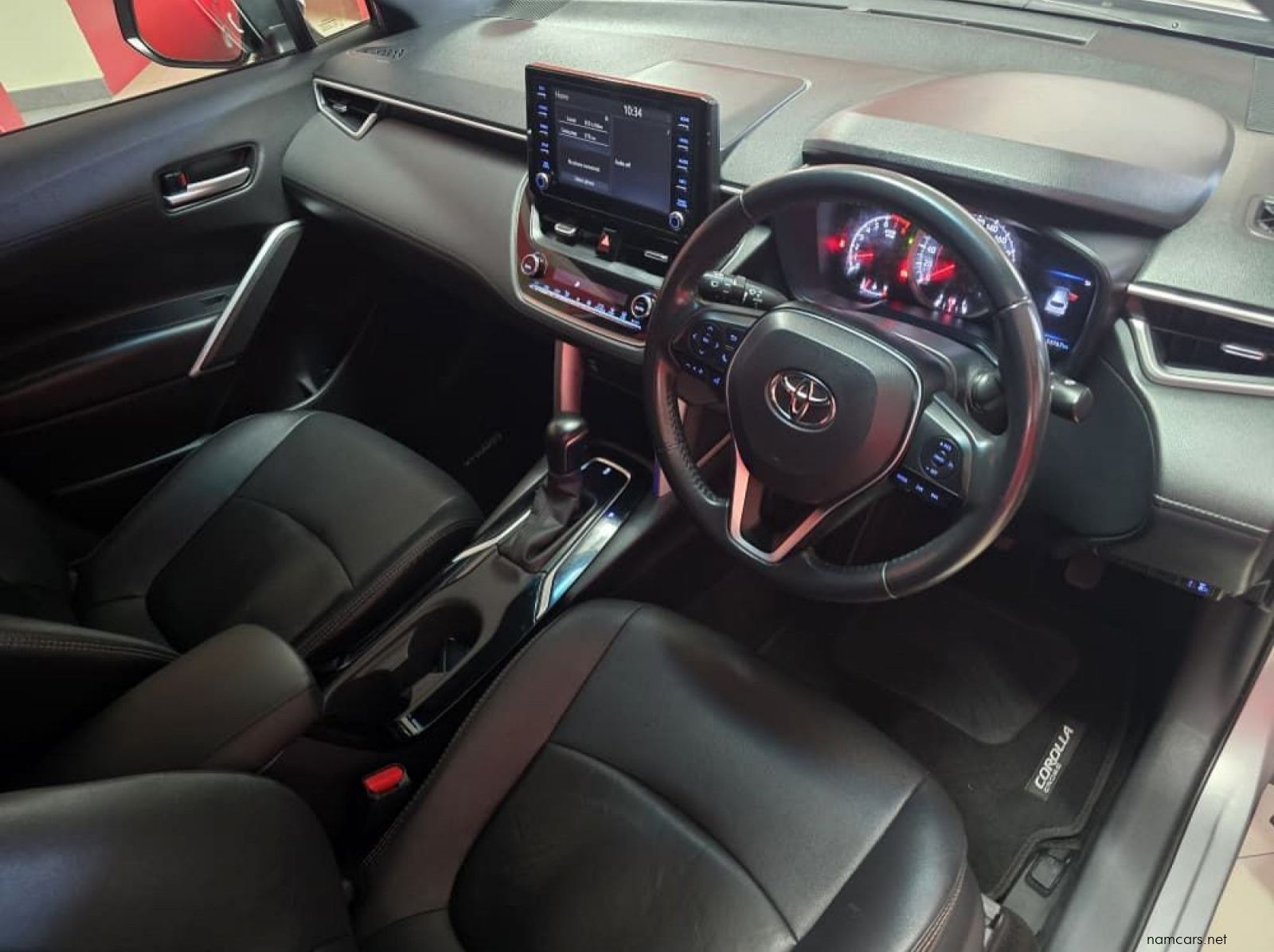 2024 Toyota Corolla Cross 1.8 XS AT pictures