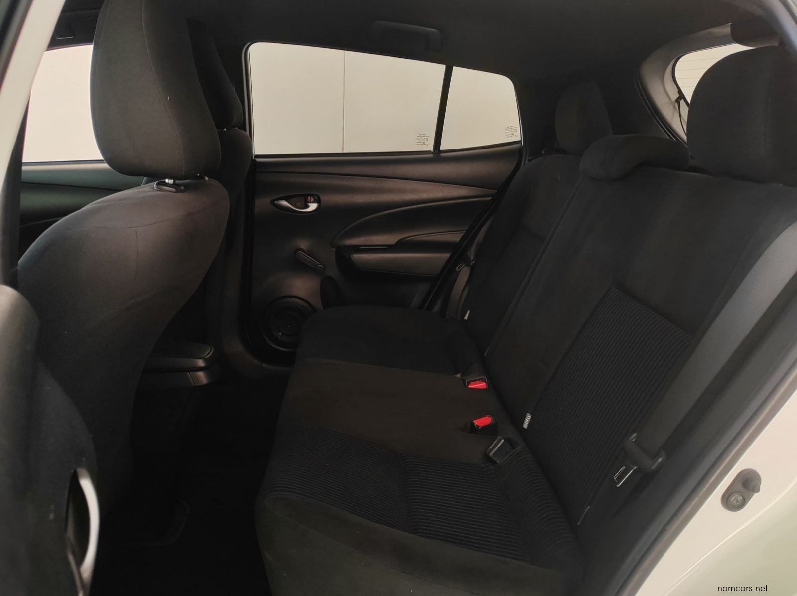 2018 Toyota Yaris Xi MT pictures