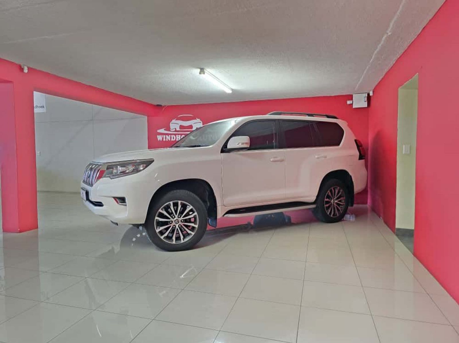 2023 Toyota Prado 2.8GD6 VX AT pictures