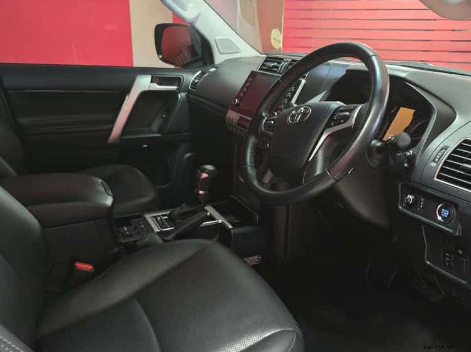 2023 Toyota Prado 2.8GD6 VX AT pictures