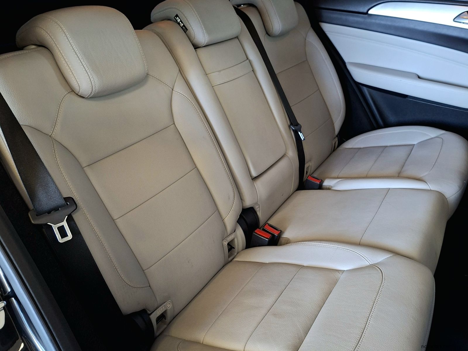 2014 Mercedes-Benz ML400 4Matic Automatic photo