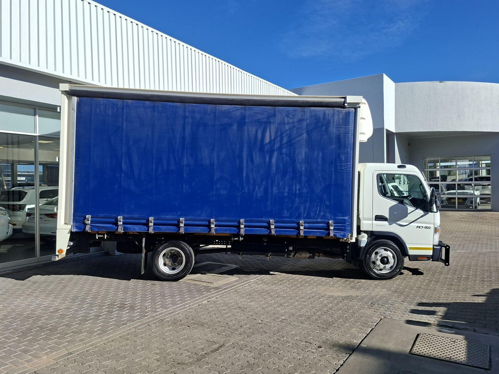 2024 Mitsubishi Fuso Canter FE7-150 Automatic photo