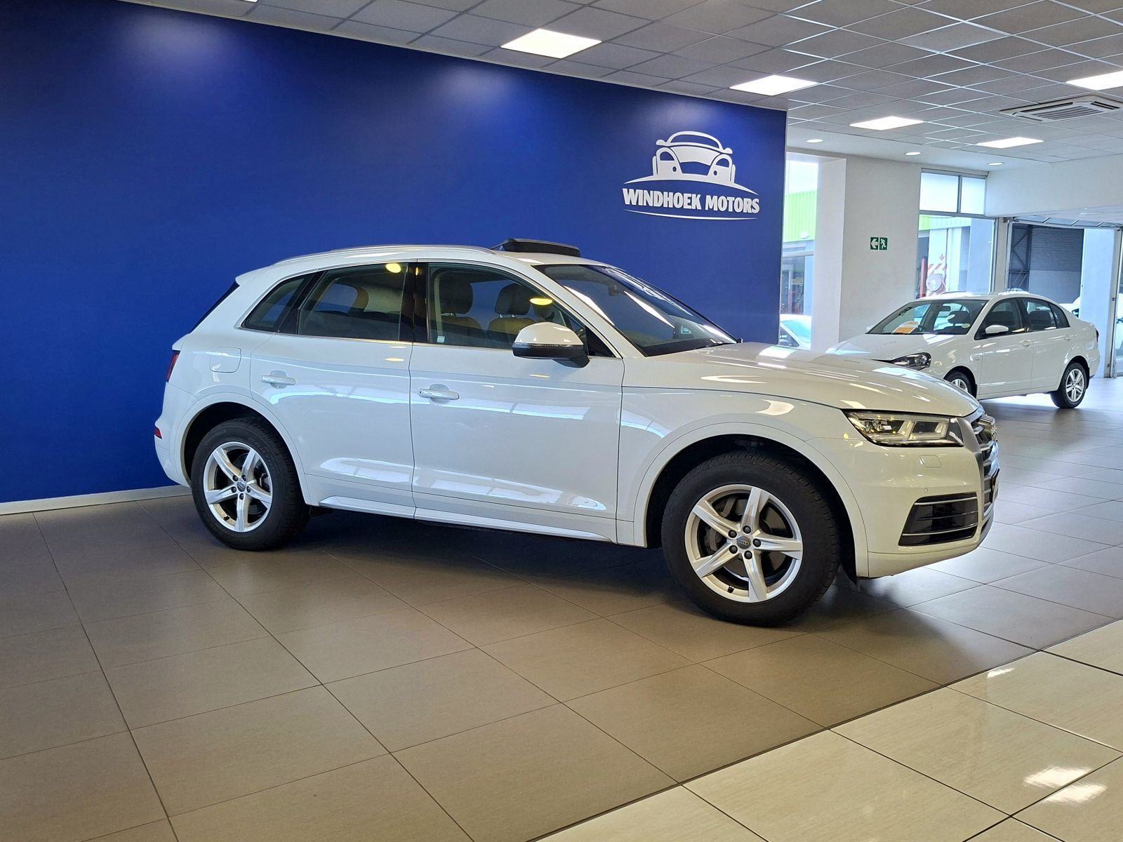 2019 Audi Q5 2.0 TDi Quattro S-Tronic Sport 40 TDI photo