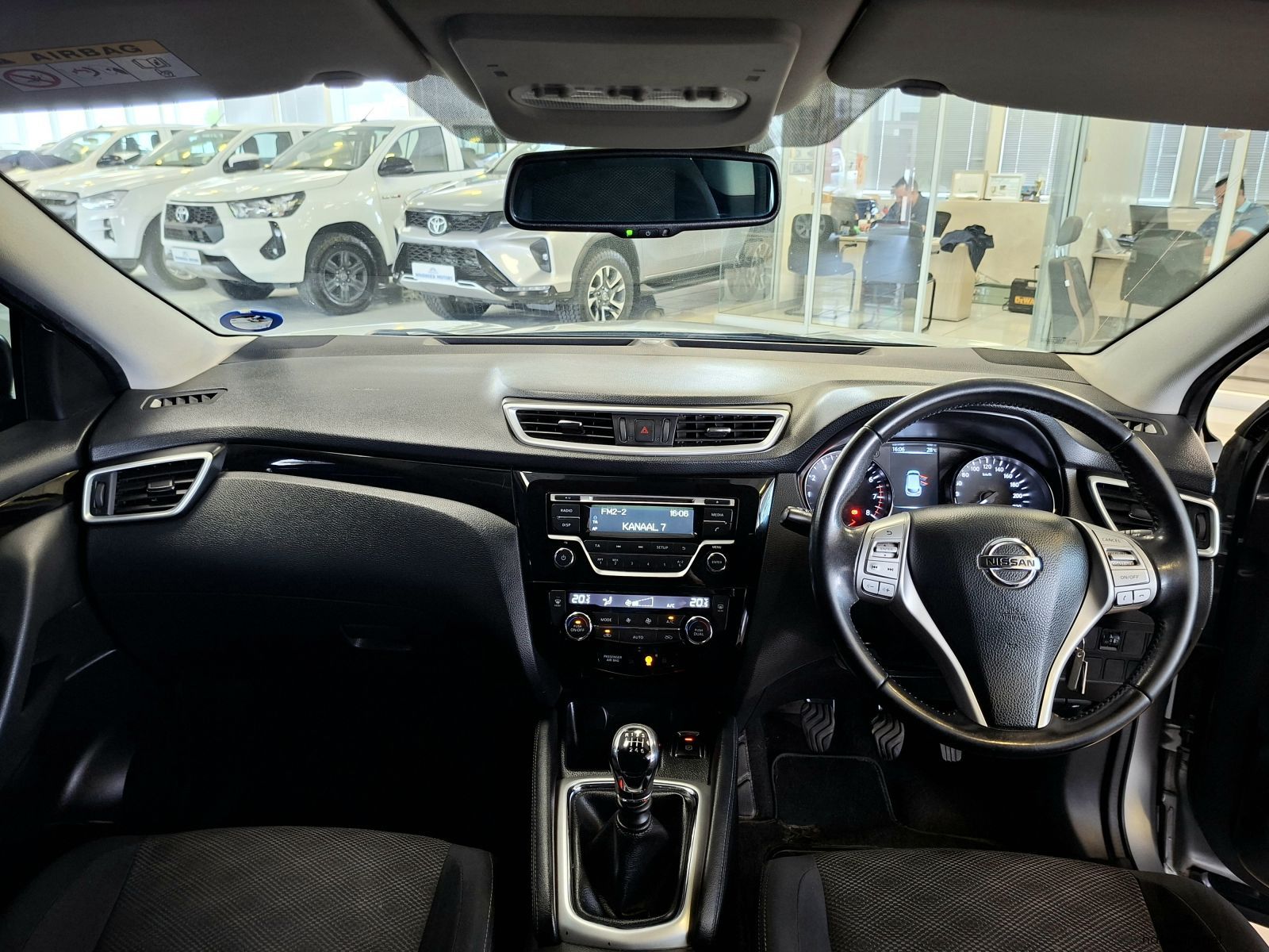 2018 Nissan Qashqai 1.2T Acenta photo