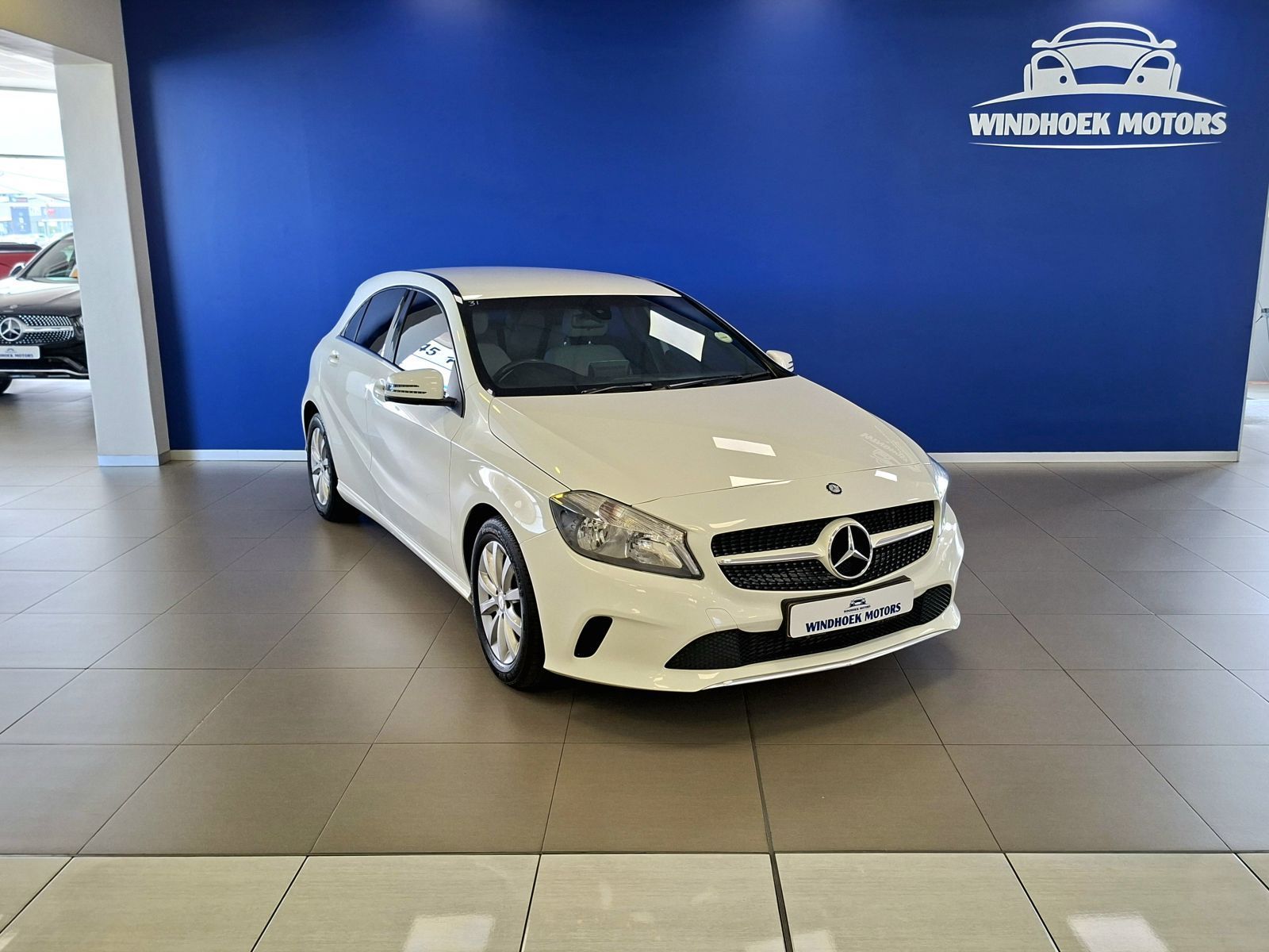 2016 Mercedes-Benz A200 Style Manual photo