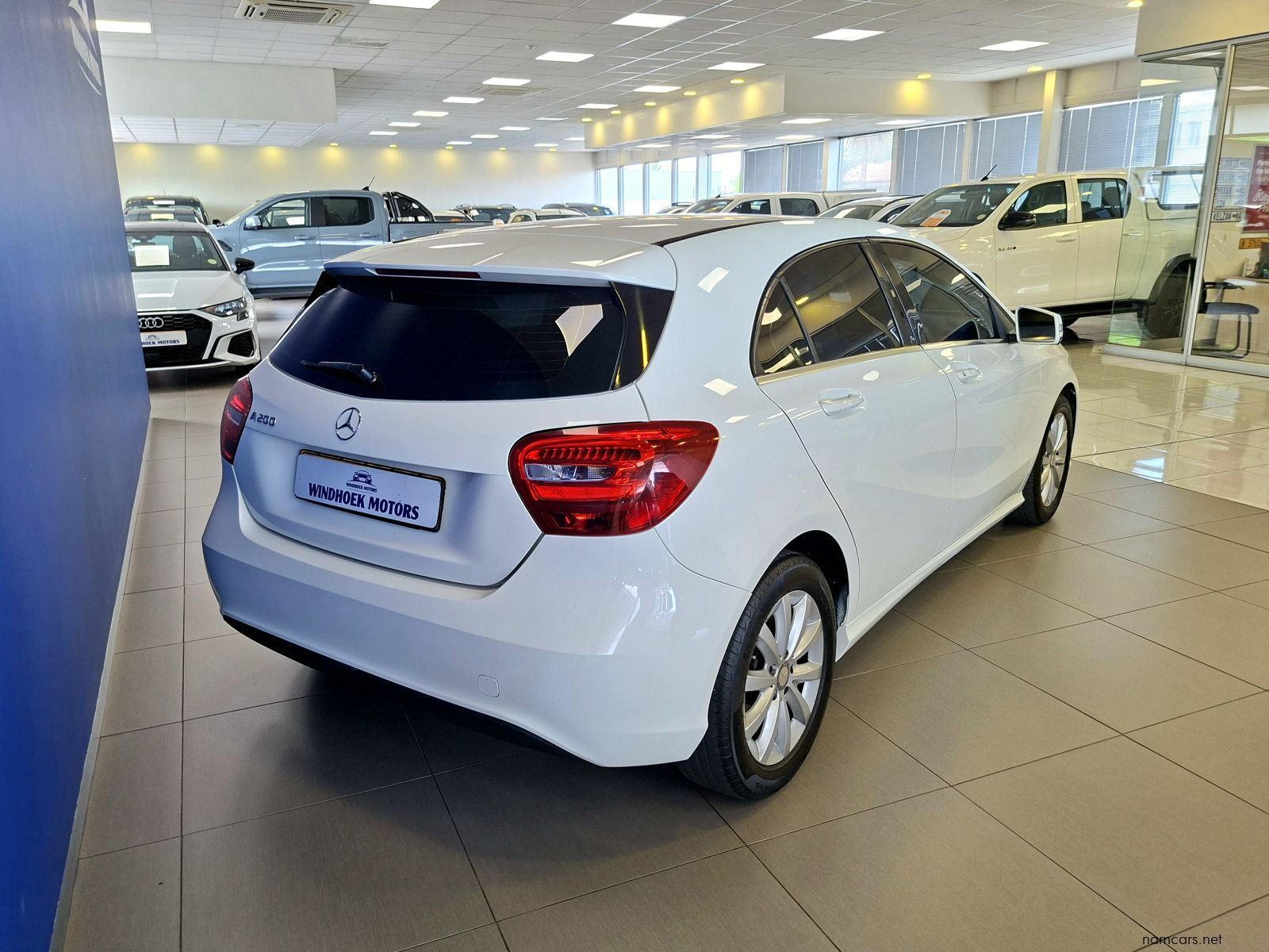 2016 Mercedes-Benz A200 Style Manual photo
