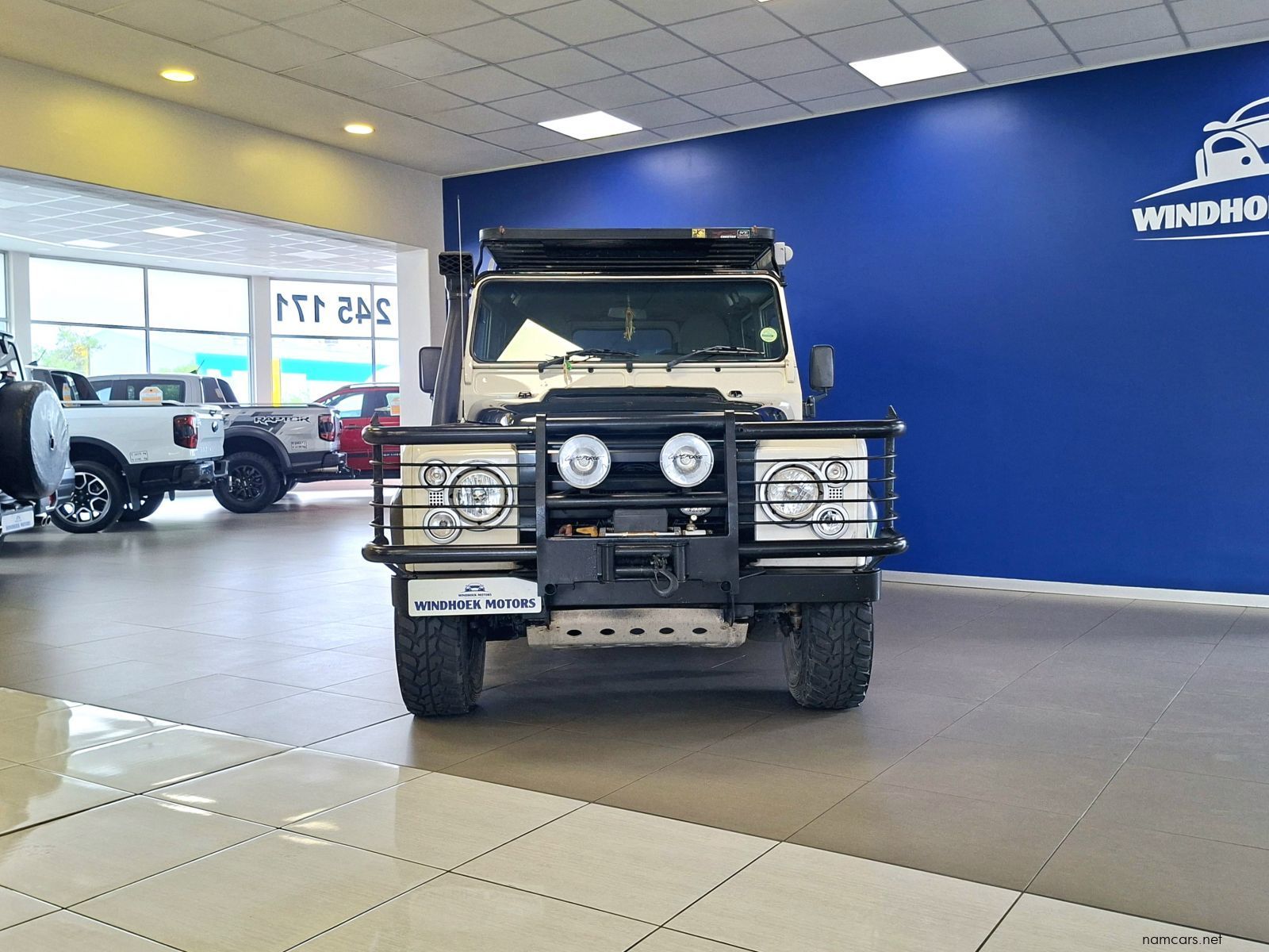 2010 Land Rover Defender 110 Puma photo