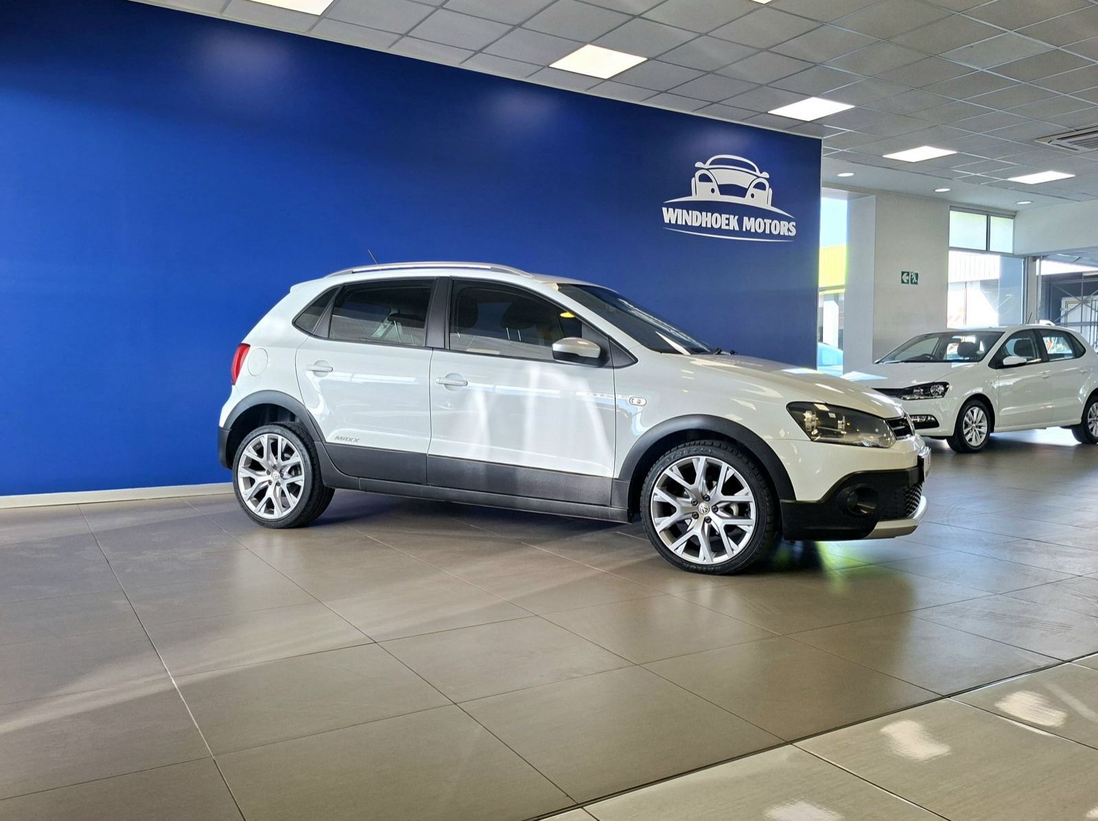 2020 Volkswagen Polo Vivo 1.6 Maxx Manual pictures