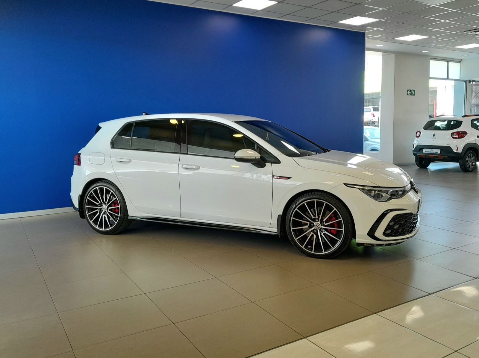 2023 Volkswagen Golf 8 GTI 2.0 TSI DSG 180KW pictures