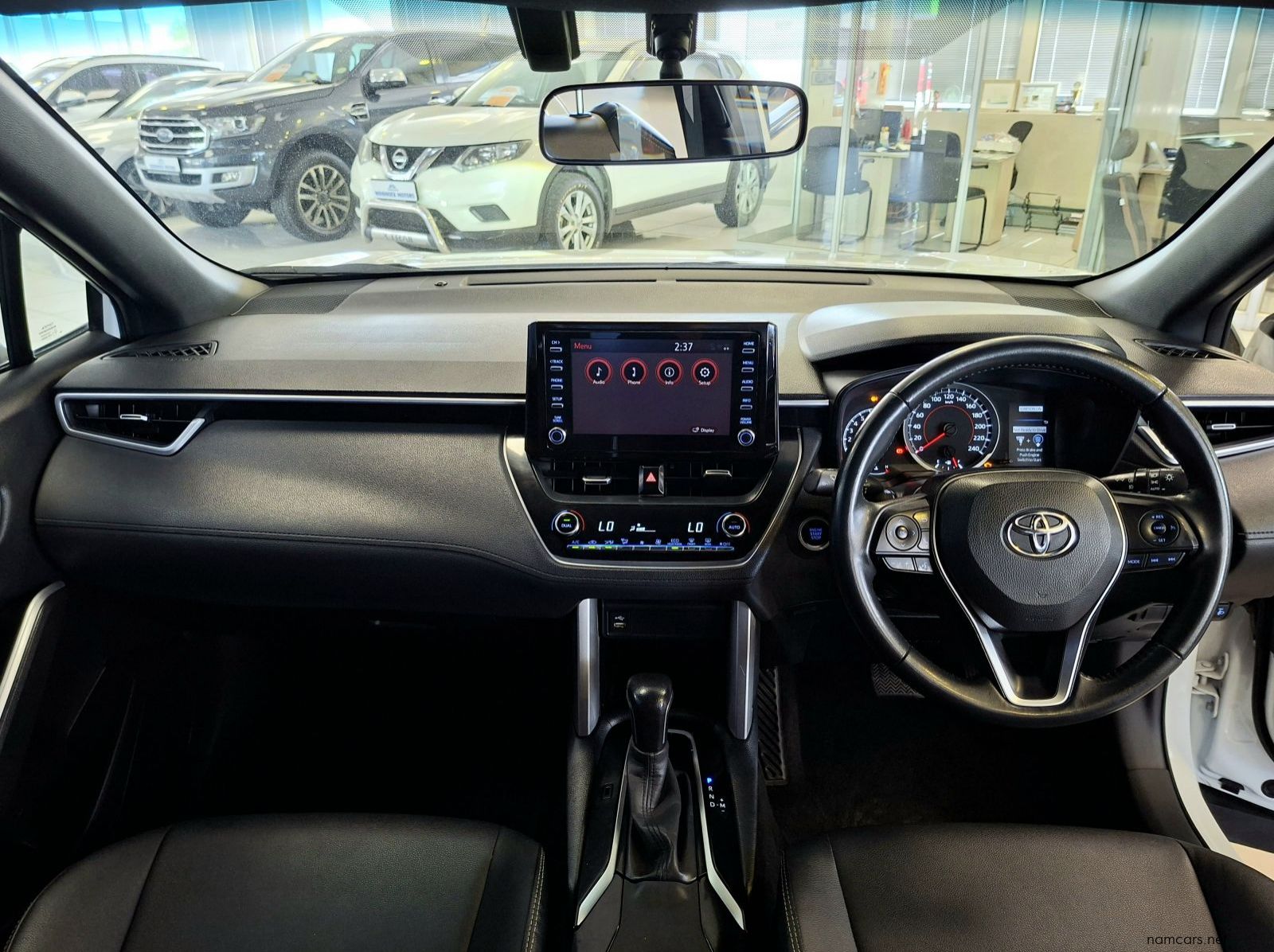 2024 Toyota Corolla Cross 1.8 XS Automatic pictures