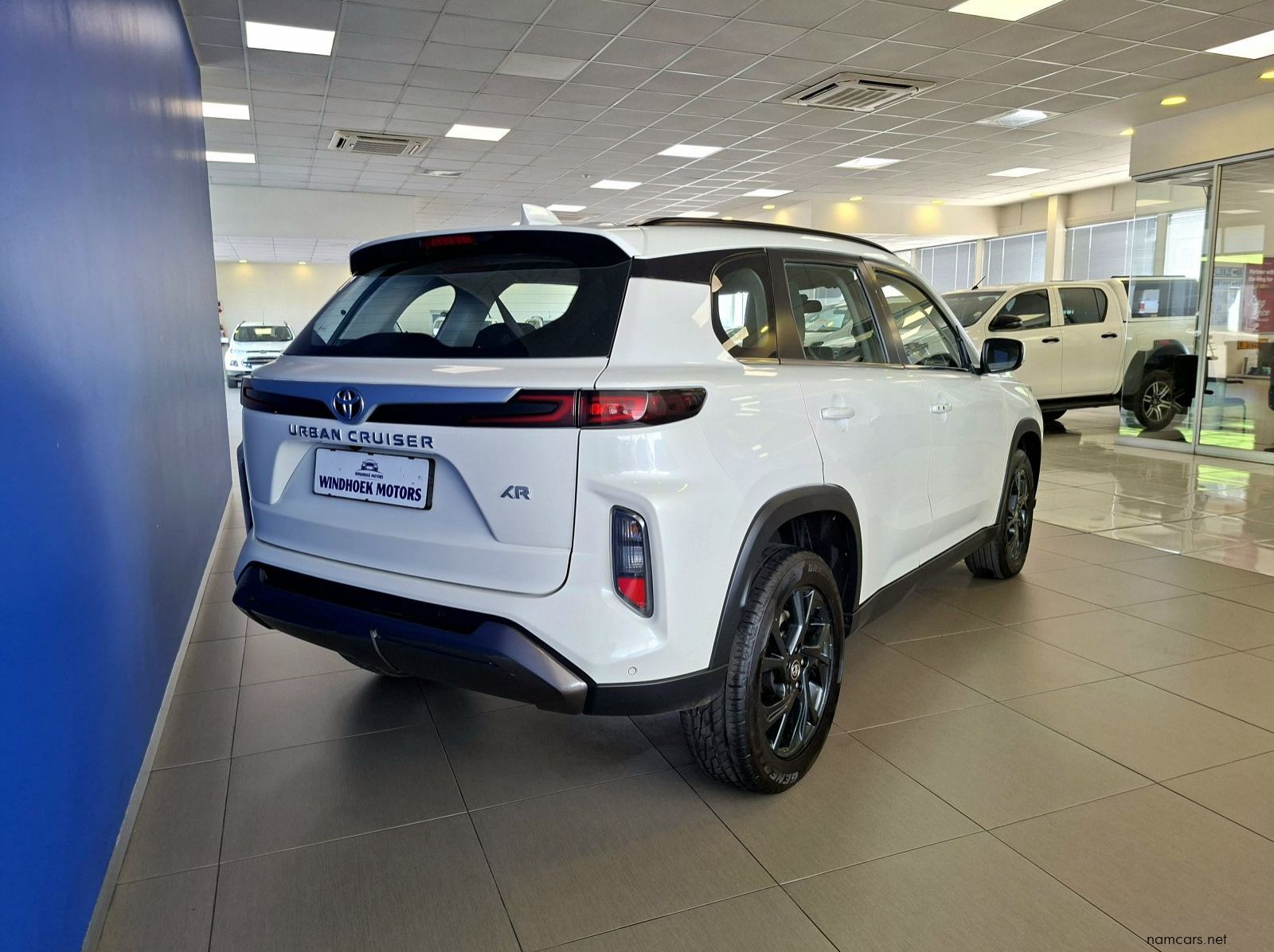 2024 Toyota Urban Cruiser 1.5 XR Automatic pictures