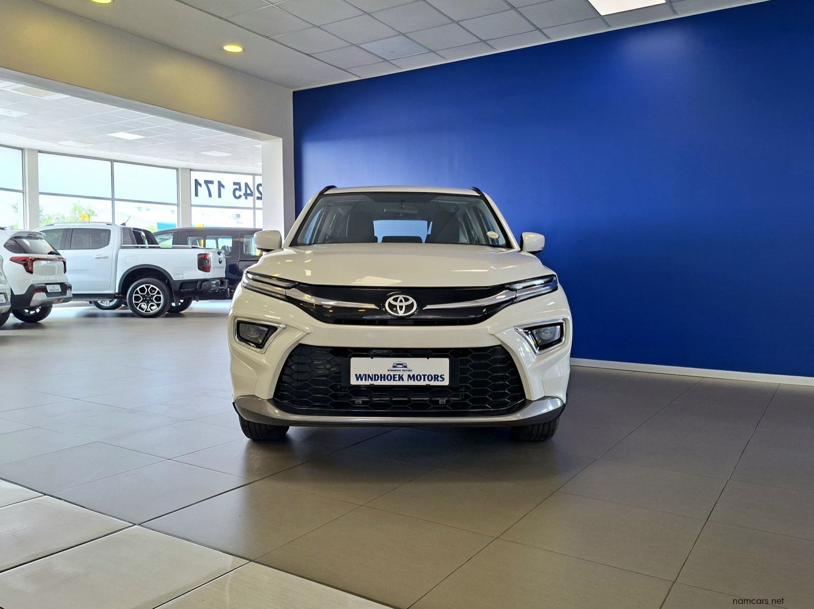 2024 Toyota Urban Cruiser 1.5 XR Automatic pictures