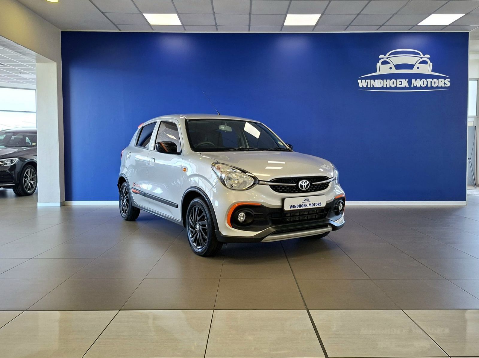 Used Toyota Vitz XR 1.0 X-Cite  for sale in Windhoek, Namibia