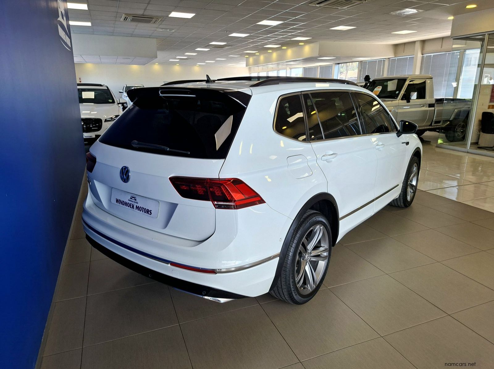 2021 Volkswagen Tiguan Allspace 1.4 TSI R-line DSG pictures