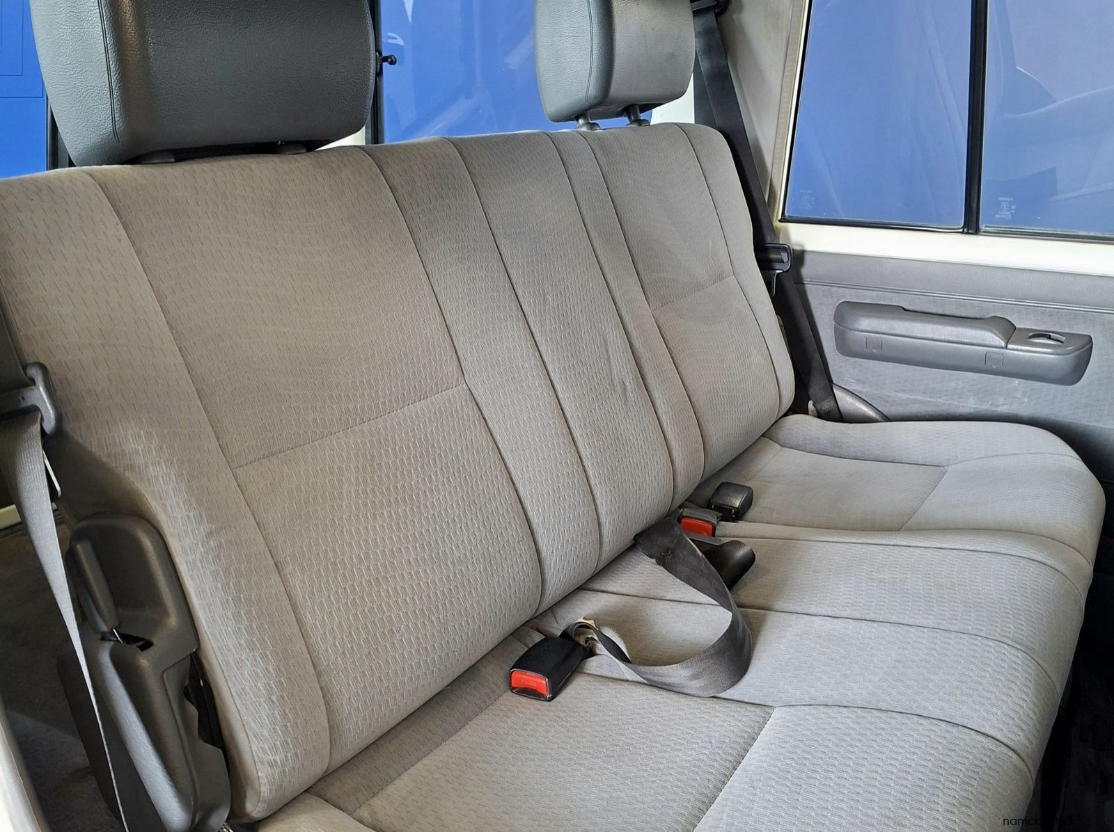 2020 Toyota Land Cruiser 76 4.5D V8 SW pictures