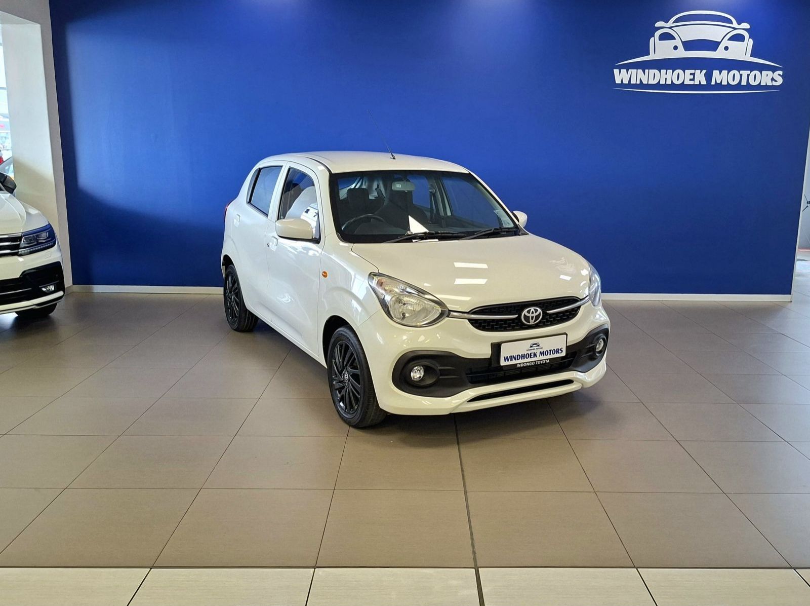 2024 Toyota Vitz 1.0 XR Manual pictures