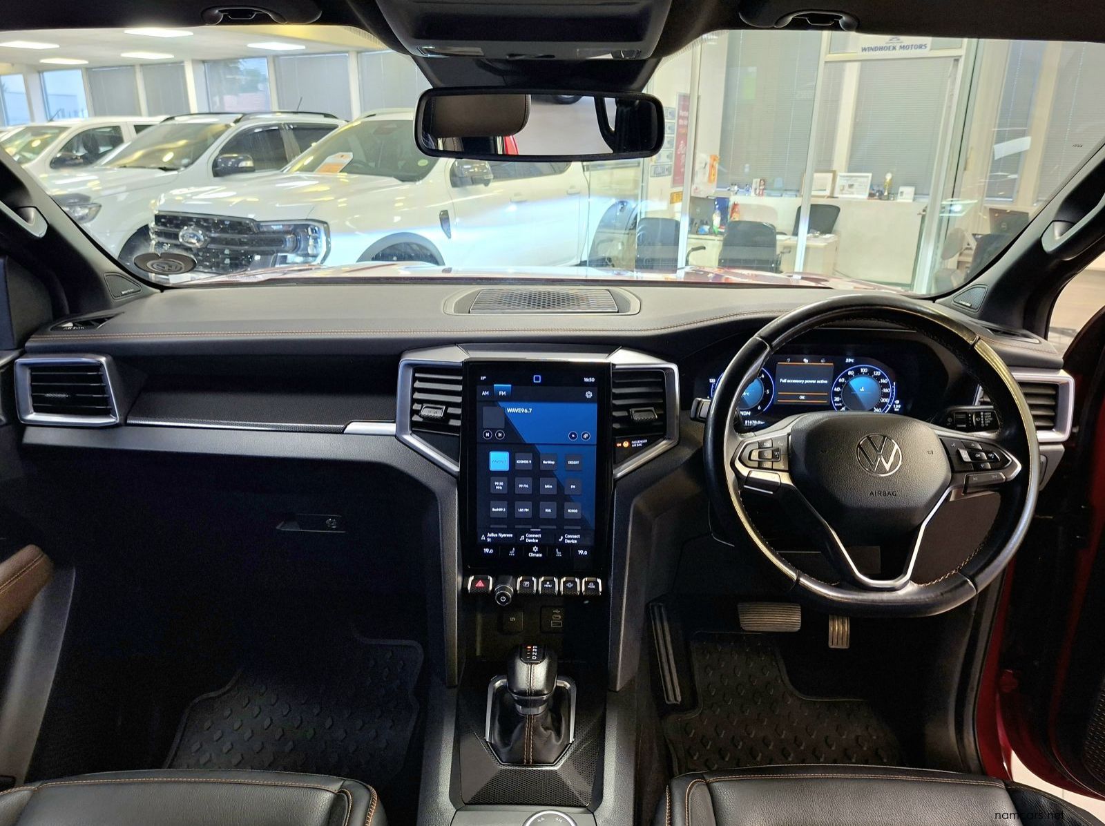 2023 Volkswagen Amarok 3.0 TDI V6 184KW Automatic Pan Americana pictures