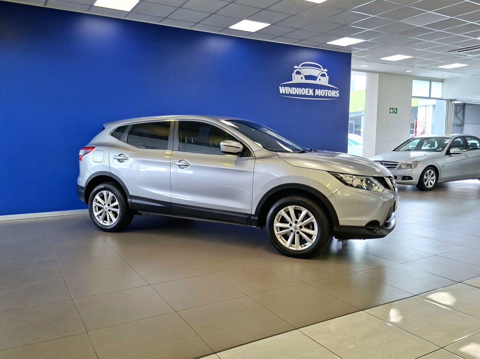 2018 Nissan Qashqai 1.2T Acenta pictures