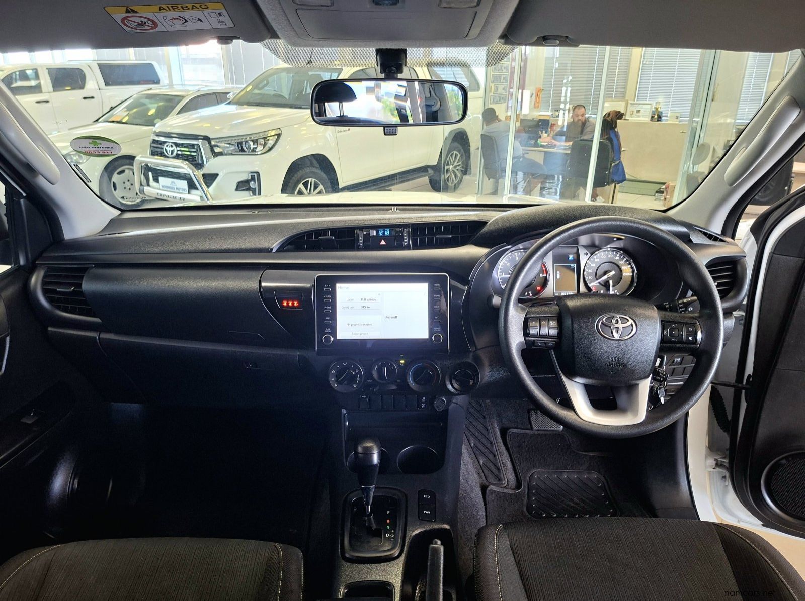 2025 Toyota Hilux 2.4 GD-6 Raider Automatic 4x4 pictures