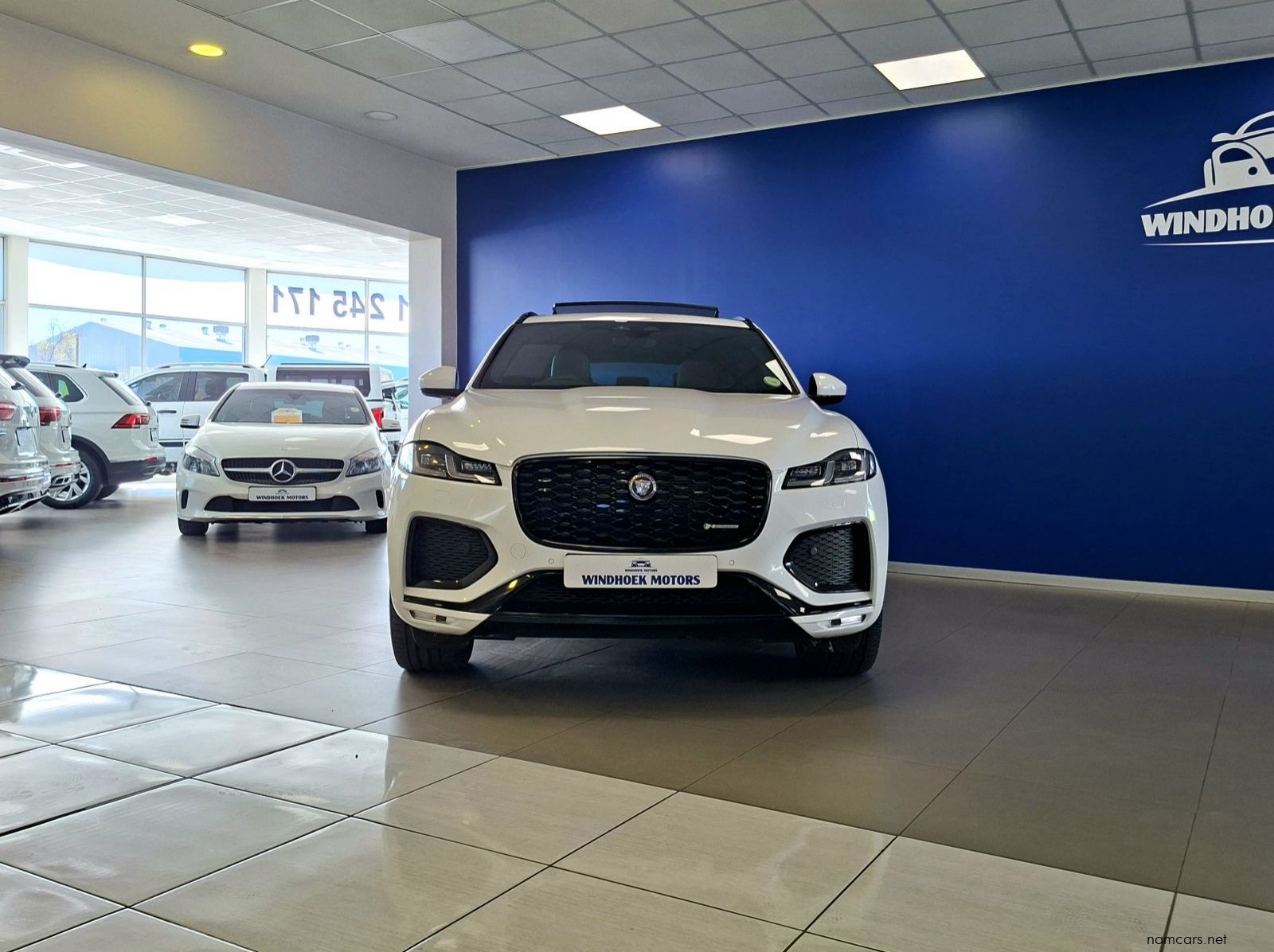 2022 Jaguar F-Pace 2.0D SE R-Dynamic pictures