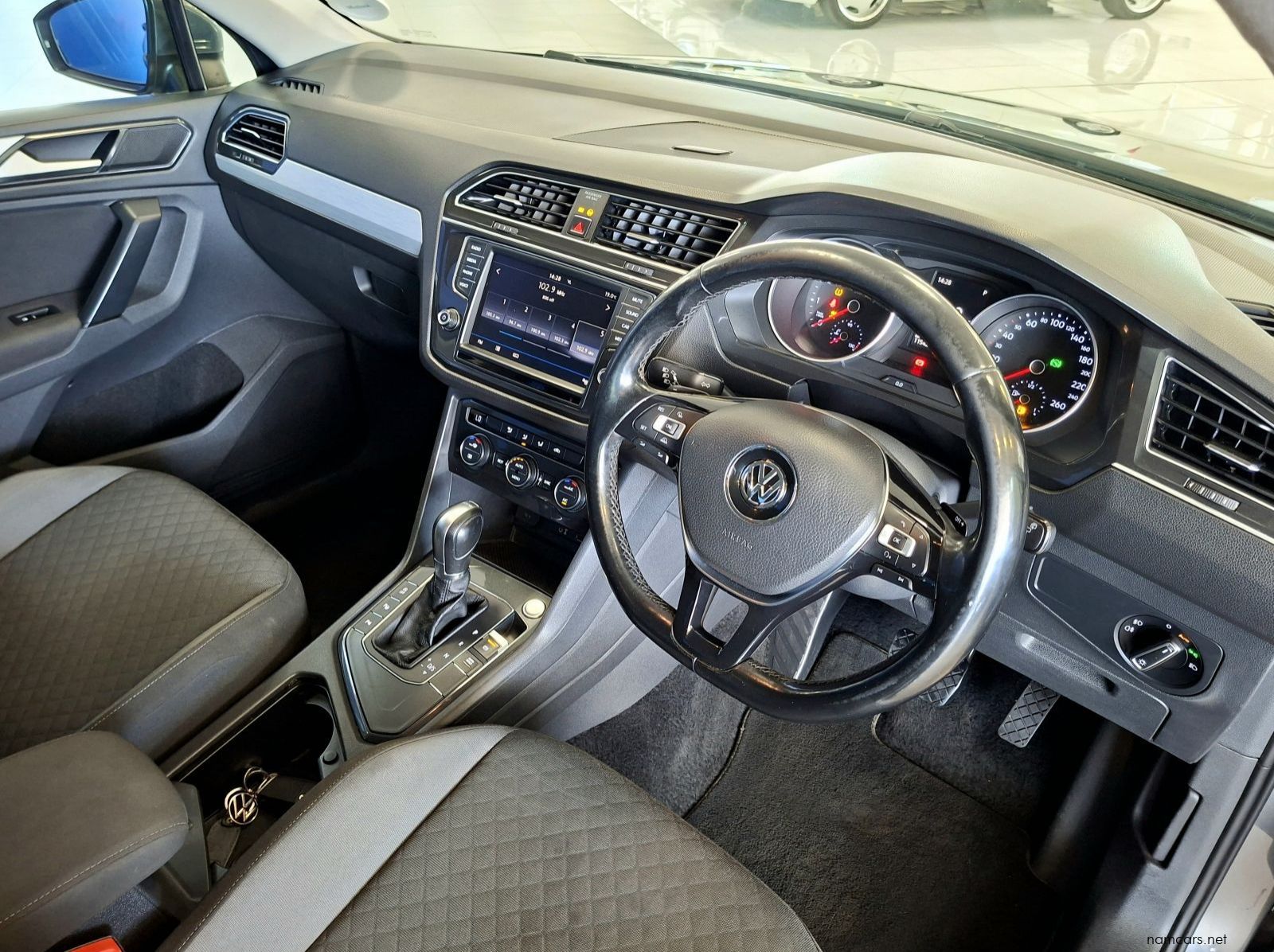 2017 Volkswagen Tiguan 1.4 TSI Comfortline DSG 110kw pictures