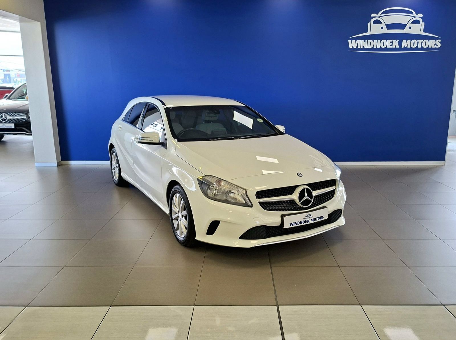 2016 Mercedes-Benz A200 Style Manual pictures