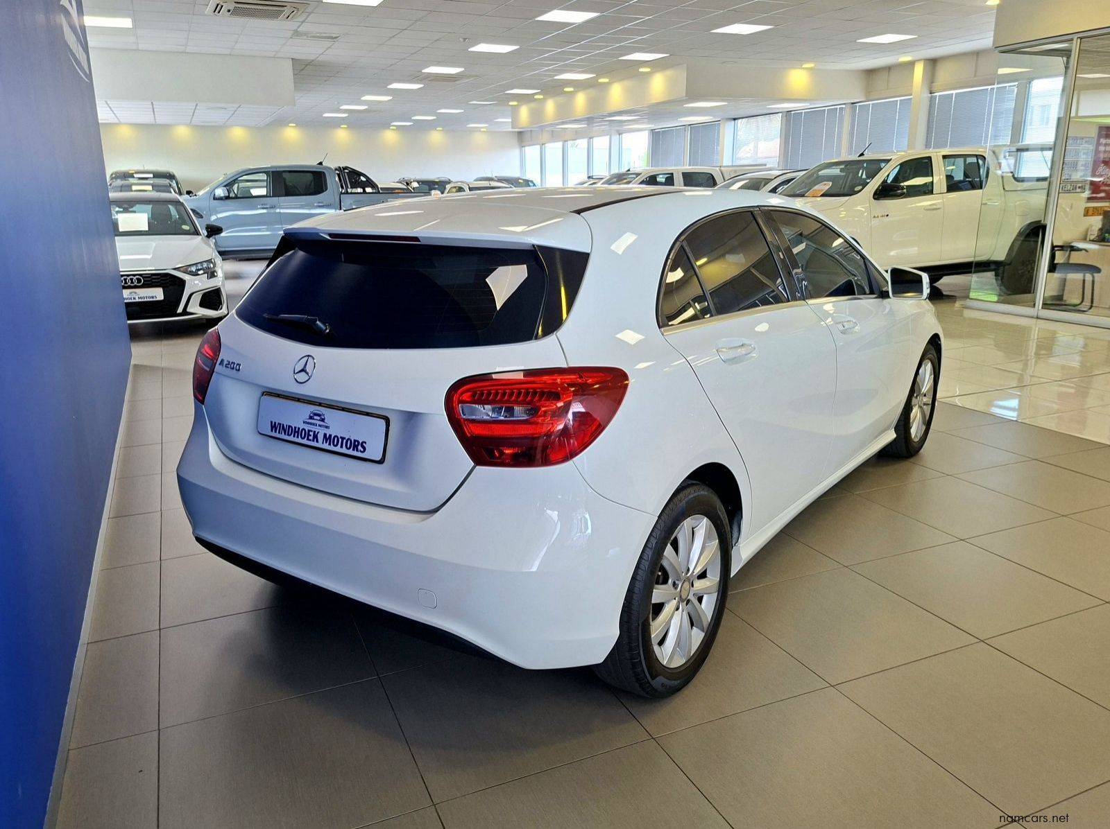 2016 Mercedes-Benz A200 Style Manual pictures