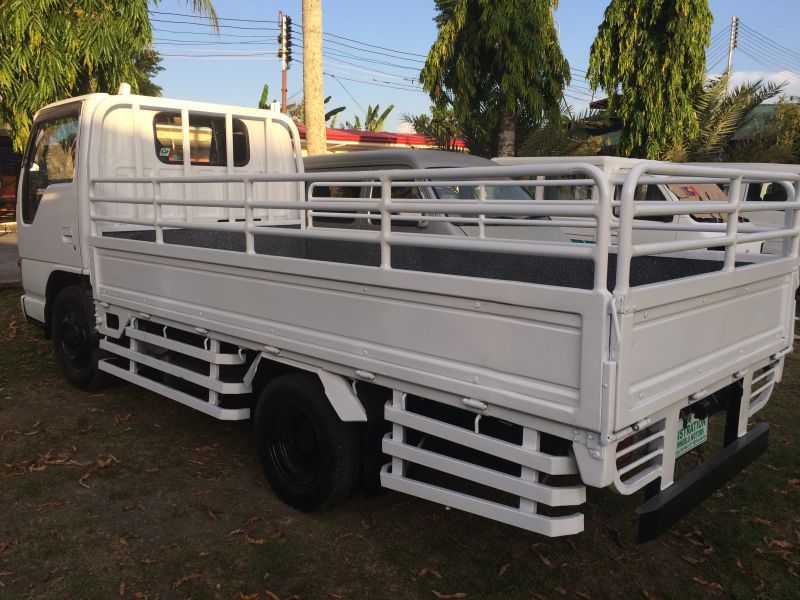 Download 2016 Isuzu ISUZU ELF GIGA NKR NHR NHS 4X4 4WD 4JG2 12FT for sale | 78 000 Km - 4 Wheels Motors