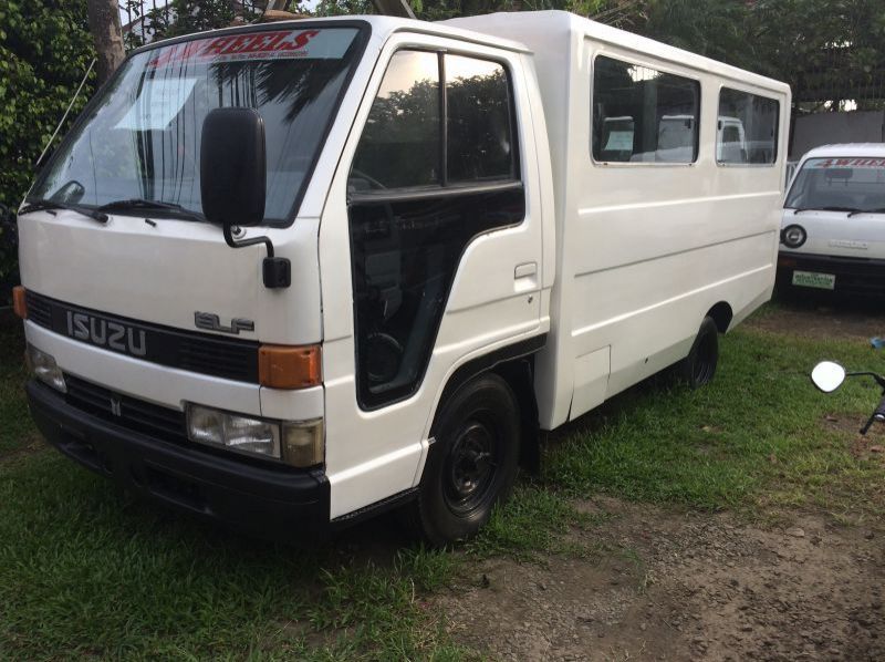 4 Wheels Motors Laguna Used cars for sale in Laguna