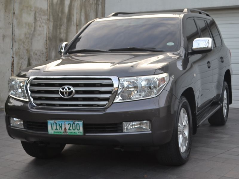 2009 Toyota LandCruiser VX200 photo