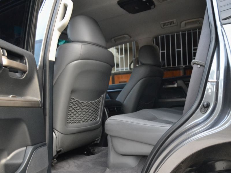 2009 Toyota LandCruiser VX200 pictures