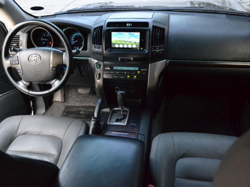 2009 Toyota LandCruiser VX200 pictures