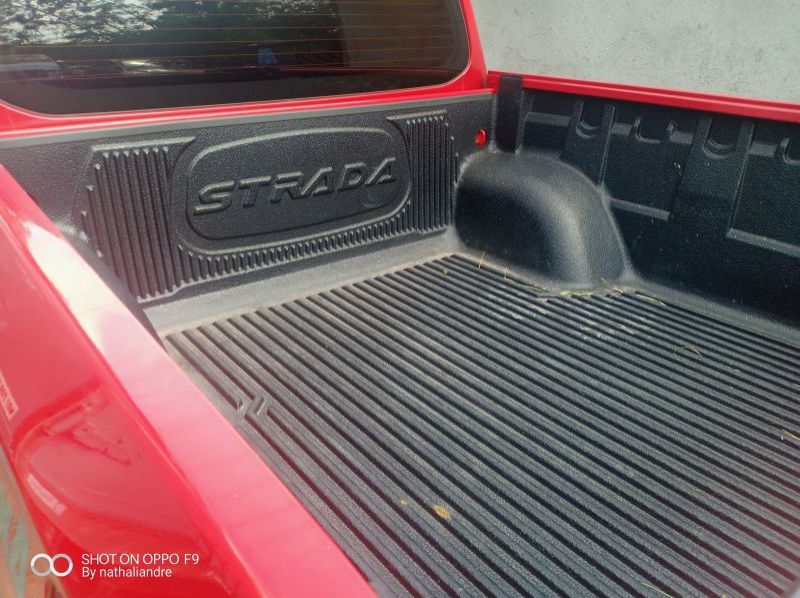 2015 Mitsubishi Strada gls pictures