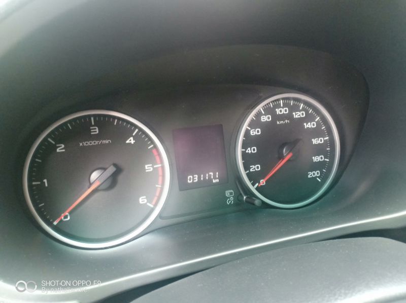 2015 Mitsubishi Strada gls pictures