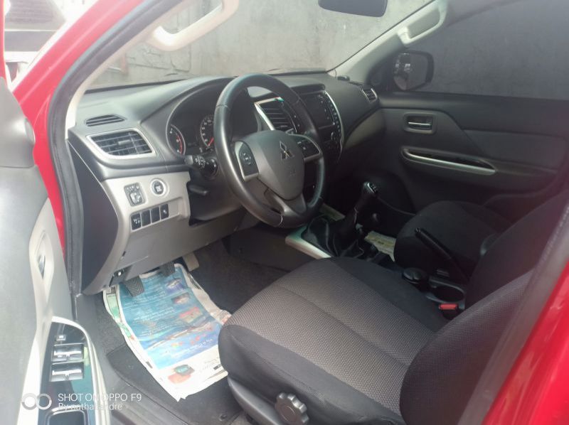 2015 Mitsubishi Strada gls pictures