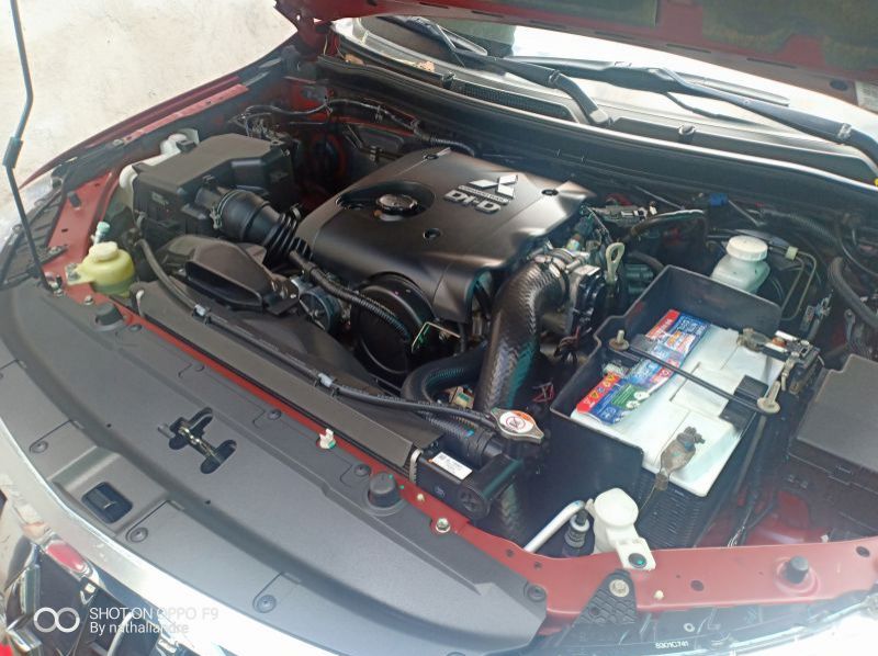 2015 Mitsubishi Strada gls pictures