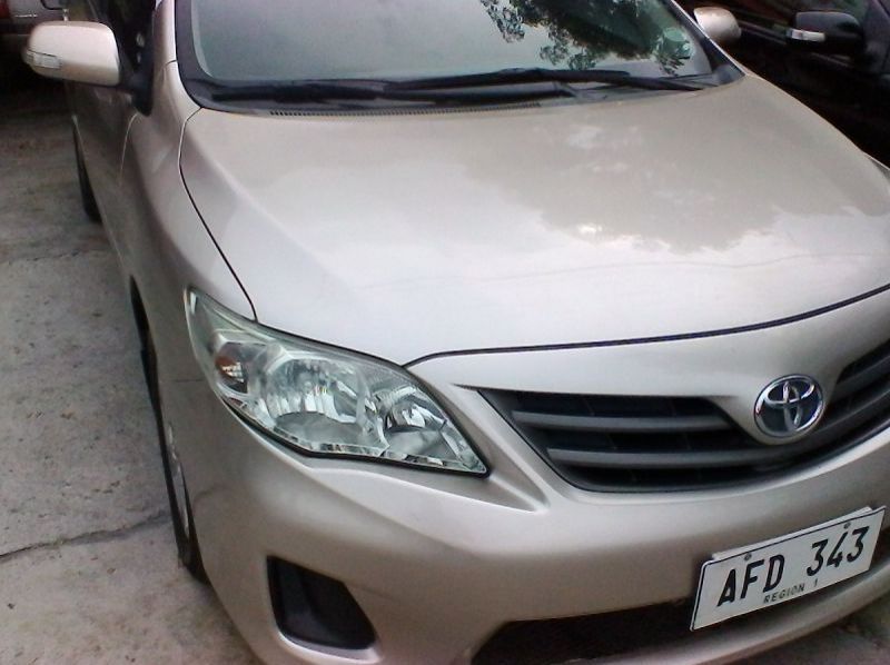 2012 Toyota altis pictures