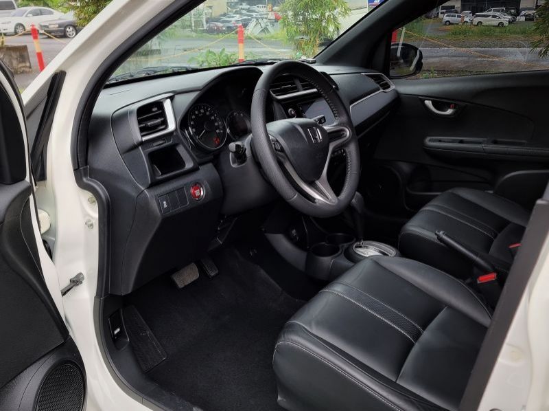 2018 Honda BR-V 1.5V CVT pictures